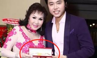 我是富婆想找个男人 我是富婆想找个男人